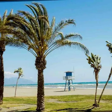Holiday home Casa Malaguena A Pie De Playa